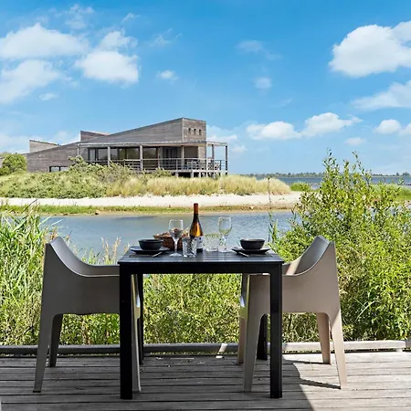 Waterfront | 2 Pers. Apartment *