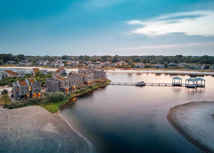 Waterfront | 2 Pers. *